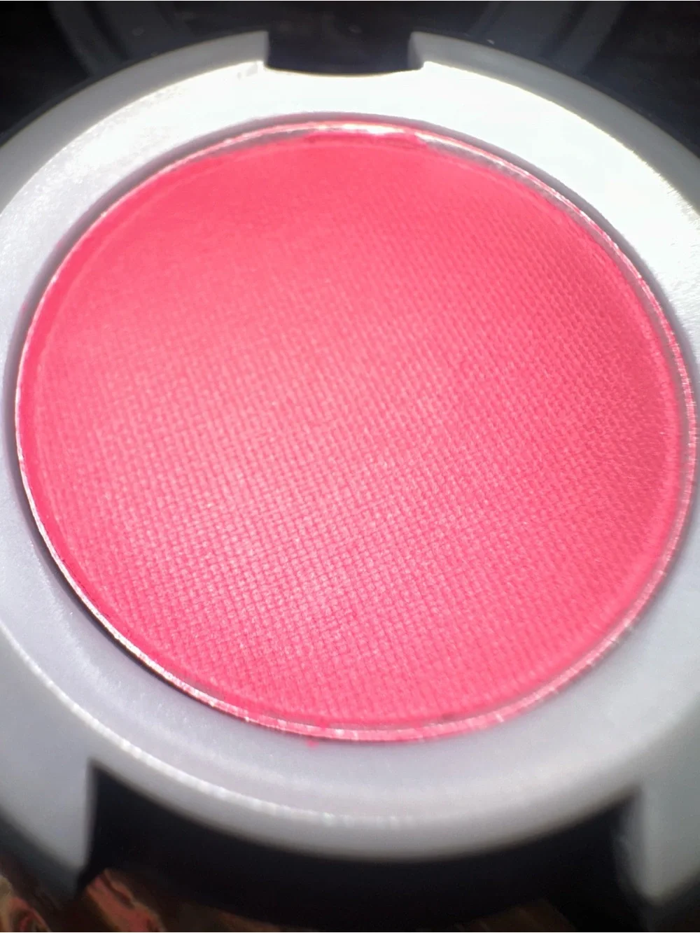 MAC Fall In Love Powder Kiss Eyeshadow — Brand New